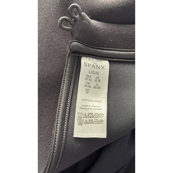 Spanx AirEssentials Cap Sleeve Cinched Jumpsuit Womens Size Large Black - Picture 10 of 11